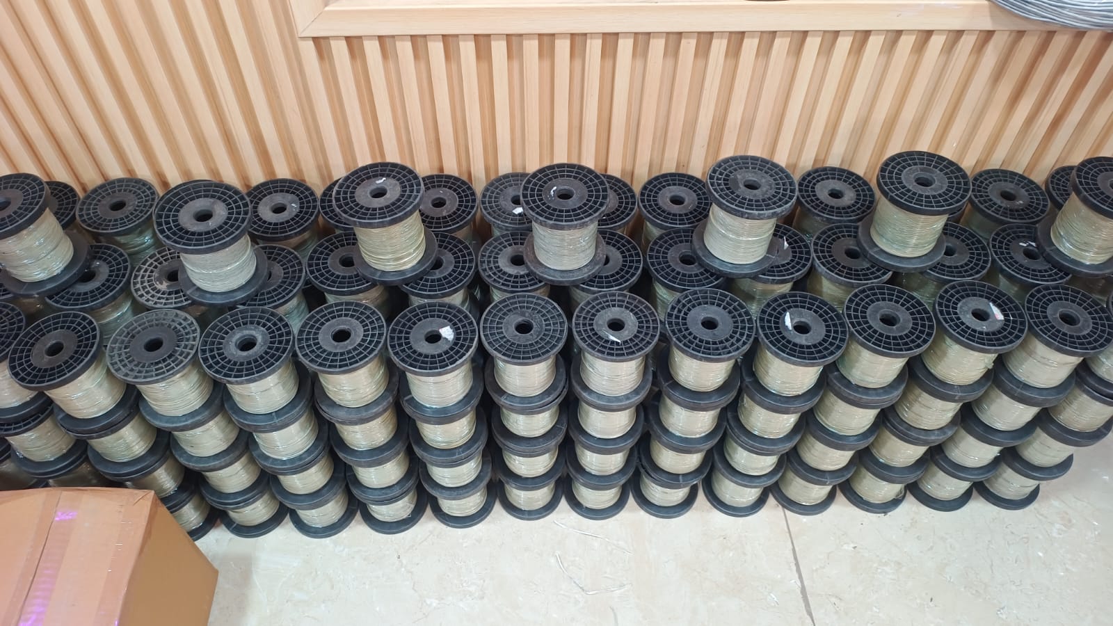 Fiber Glass Cables — image 9